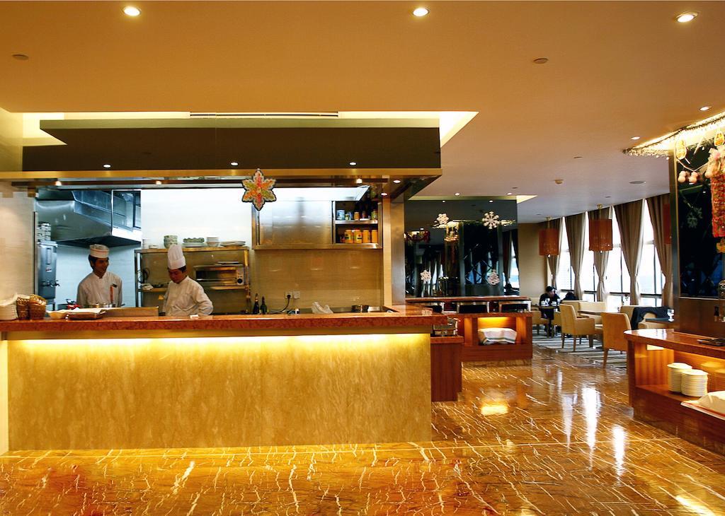 Shenzhen Luohu Railway Station Hotel - West Building Bagian luar foto