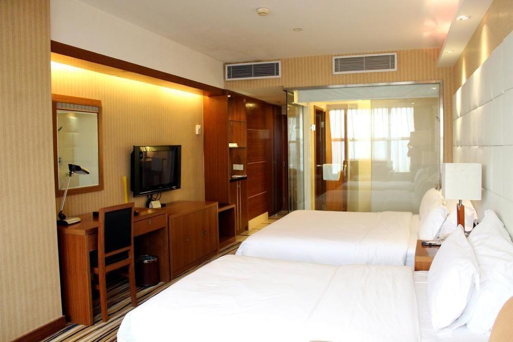 Shenzhen Luohu Railway Station Hotel - West Building Bagian luar foto
