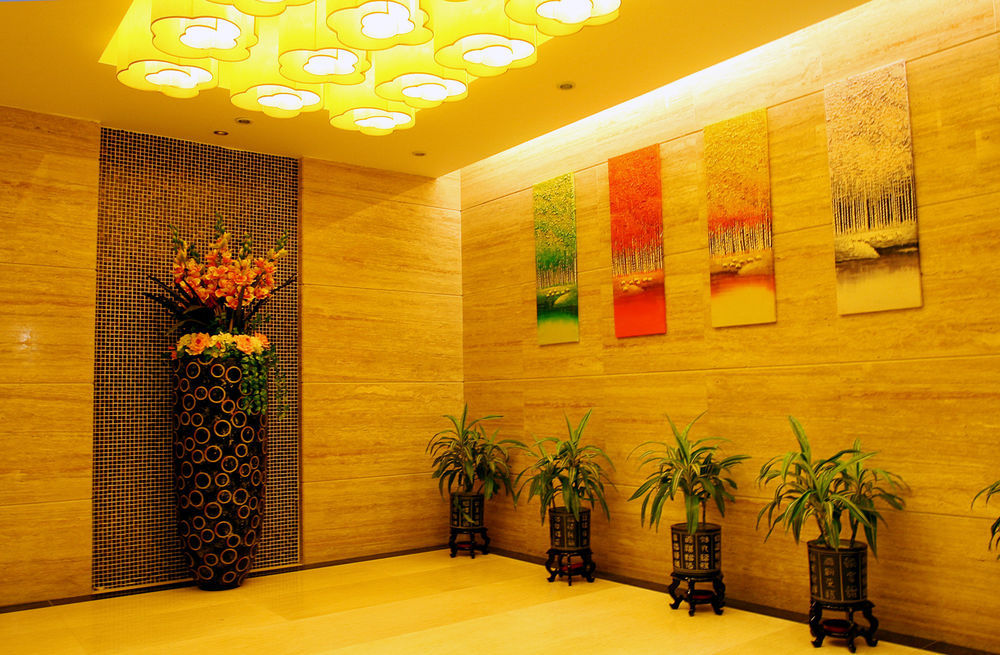 Shenzhen Luohu Railway Station Hotel - West Building Bagian luar foto
